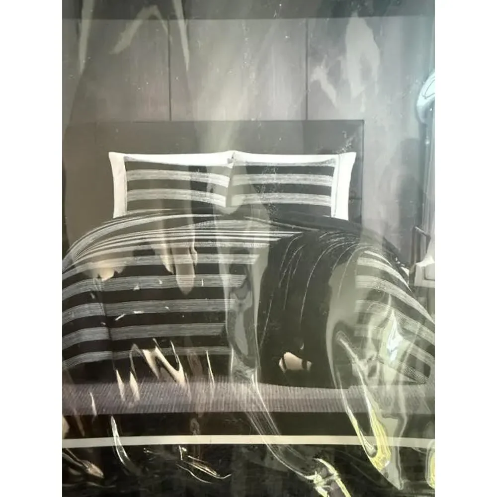 Kenneth Cole New York Gray Abstract Stripe Comforter 3-Pc Set - Full/Queen Size